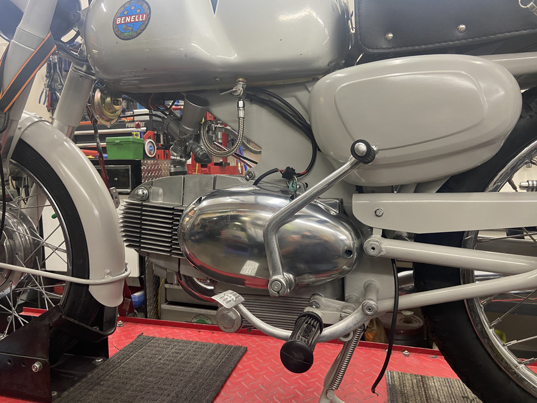 E0D41208-C553-4D66-86A2-72E178BCA1EF