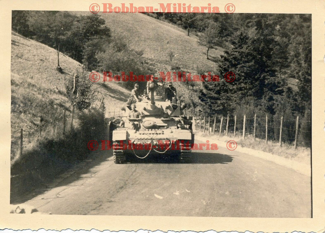 Italien Florenz Panzer Rgt. 26 Panzerkampfwagen IV Langrohr Seitenschürzen