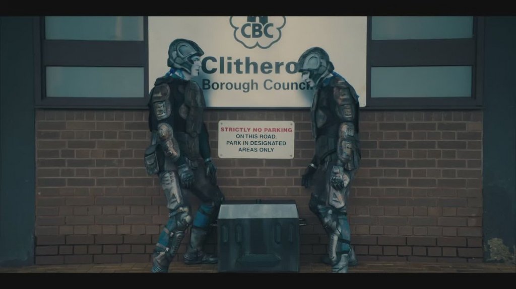 [Image: jov66g5w0oux.jpg]