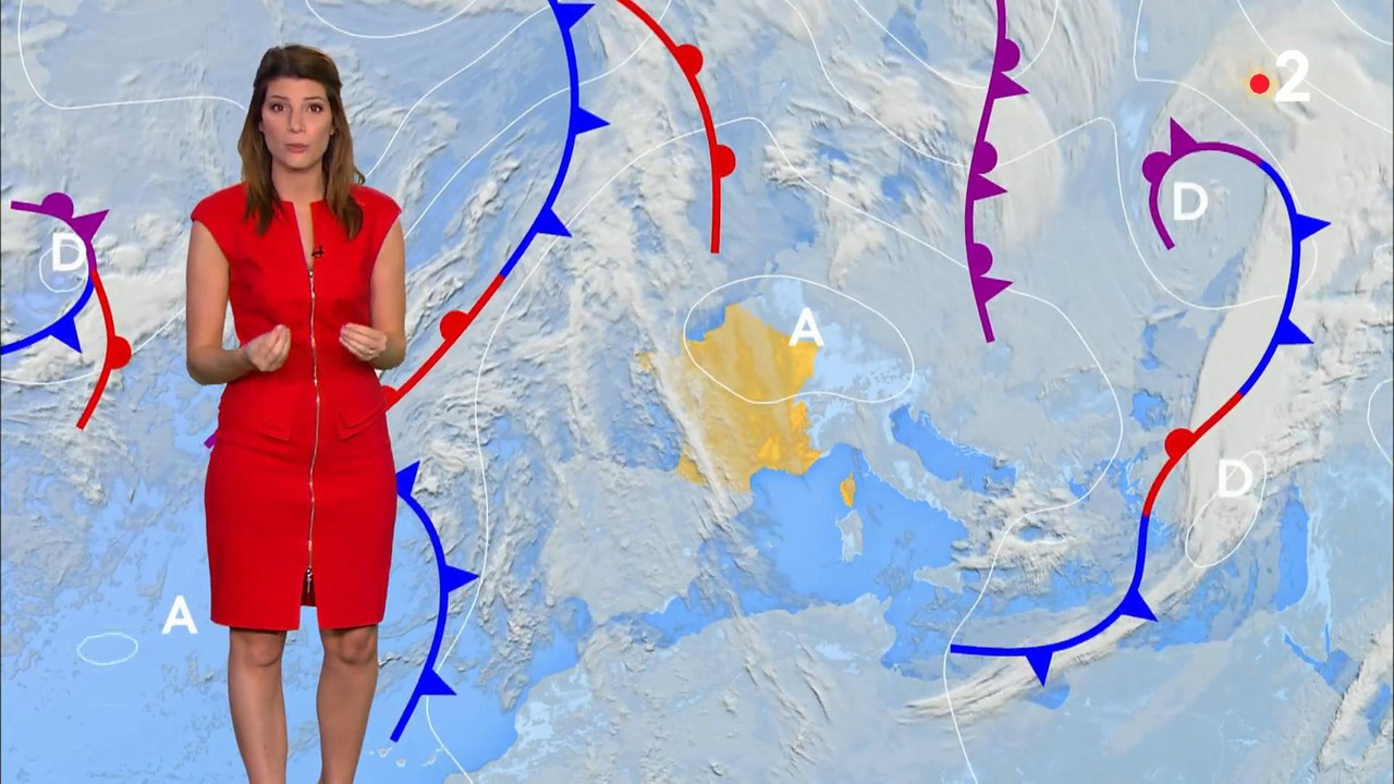Chloé Nabédian 261218.mp4_snapshot_00.25_[2018.12.26_20.03.28]
