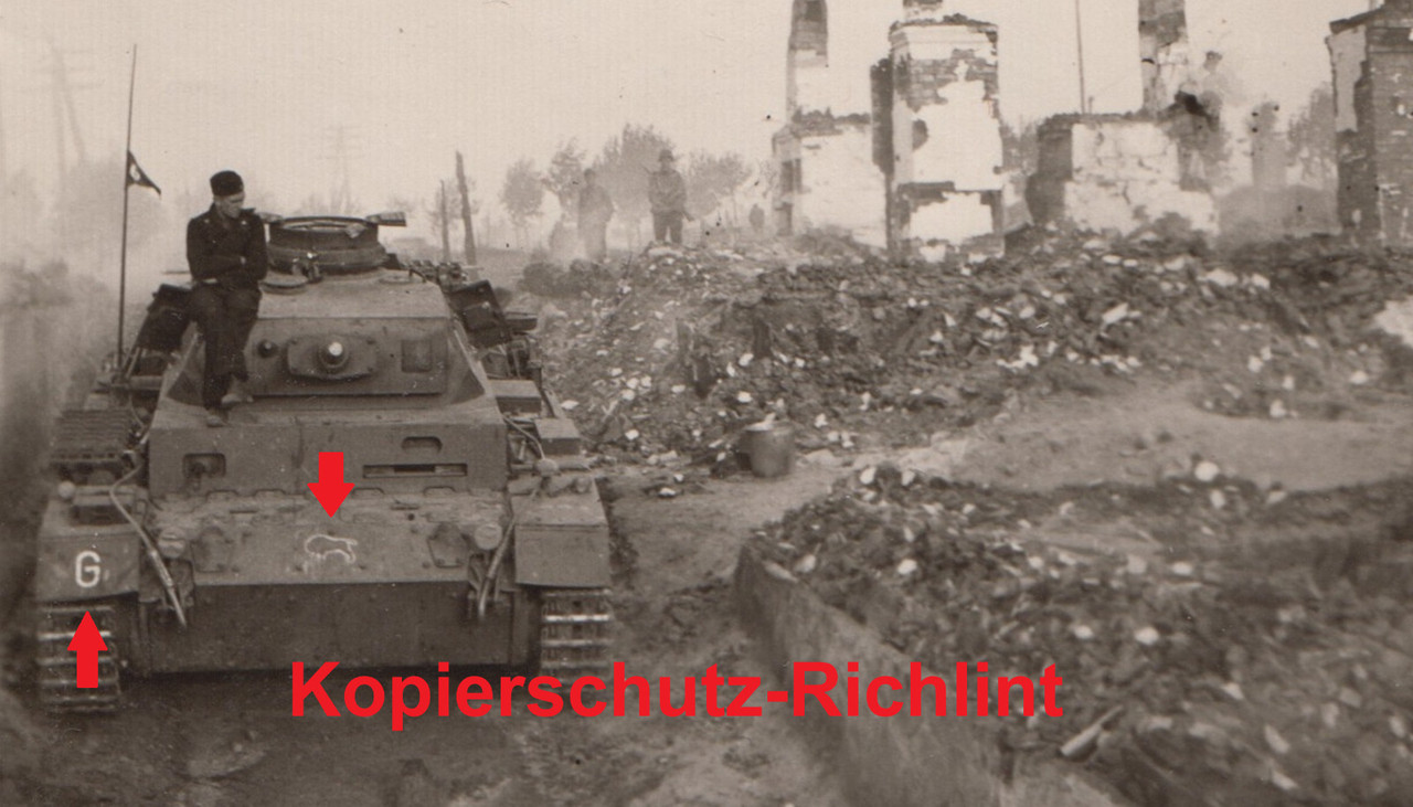 Wehrmacht deutsche Panzer Ostfront 1941 Kennung BÜFFEL Turmnummer (1)