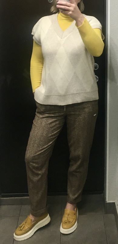 E2F6D4F4-5682-439F-837F-AD999C4EFFBF