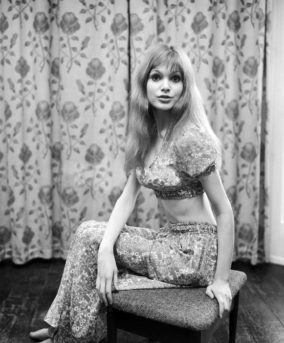madeline_smith_a99