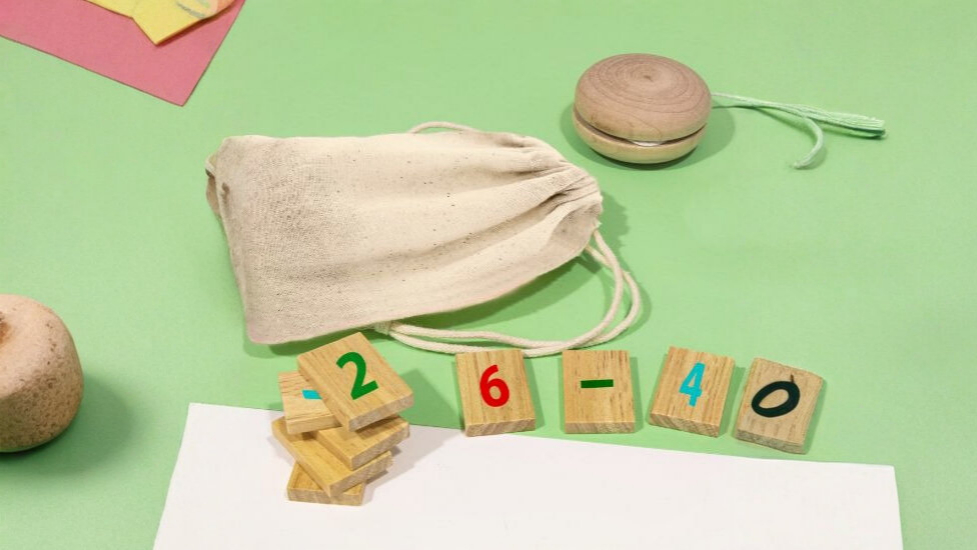0004866-juego-de-numeros-mart-550-2.jpg