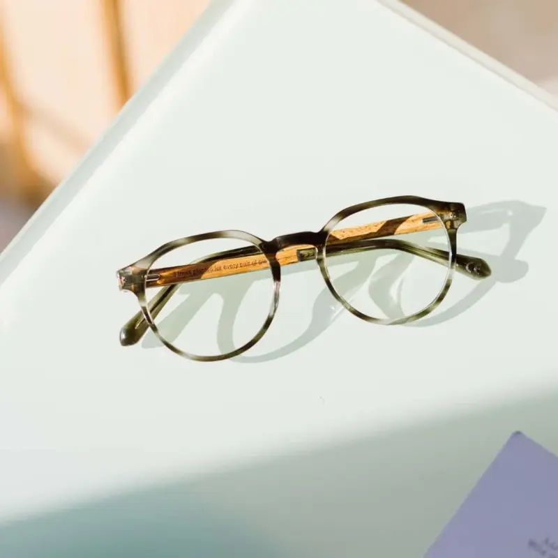 Blueblocker-REVELER-Heritage-wooden-framed-glasses-with-blue-light-filter