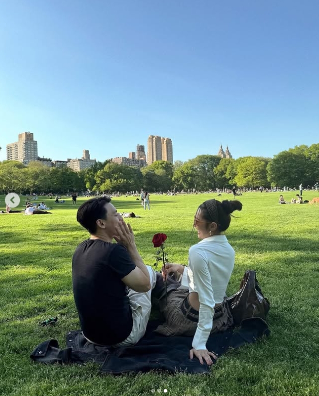 gal-9743966-20250225013640-a17c725