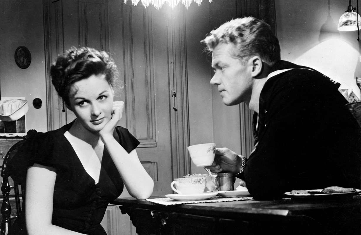 deadlineatdawn1946.2211