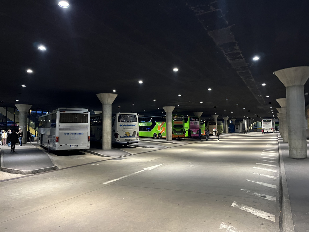 EF284484-A562-4458-85B1-B78971F50D7B