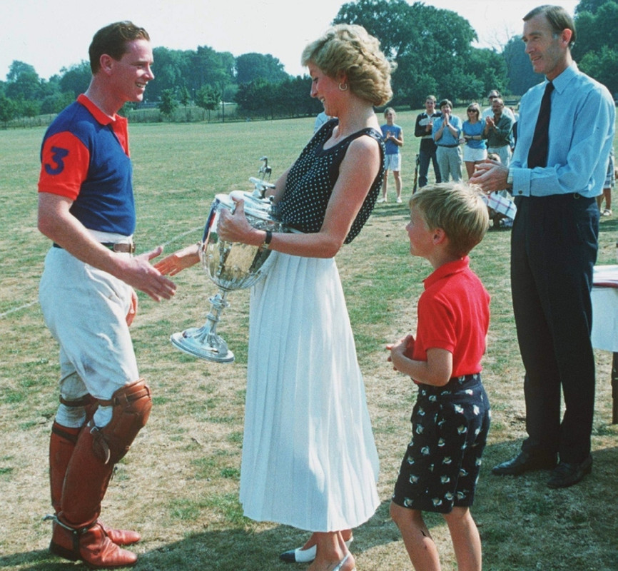 Lady Di ¿Con qué apodo escondía a su amante de la Familia Real?