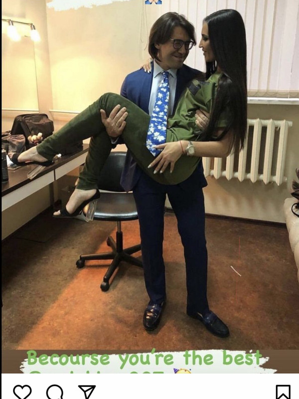 71CC981F-0C41-489B-82F6-4EB0779474BA