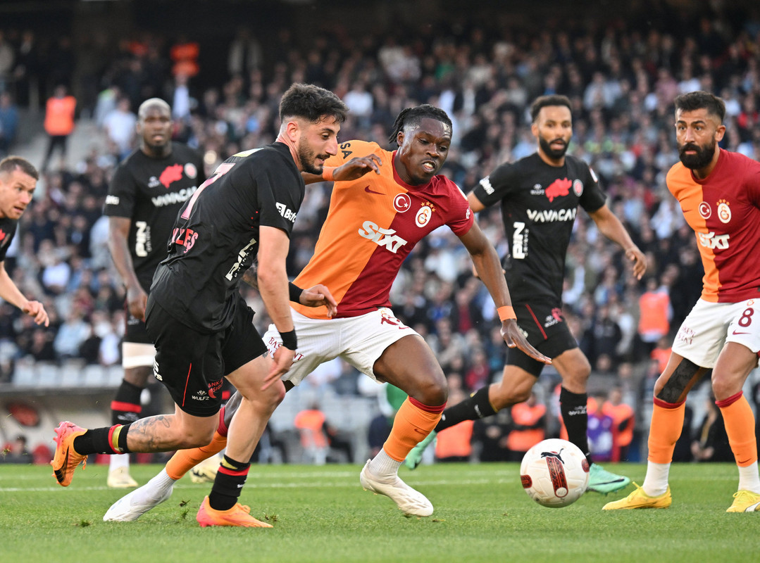 Nhận định, soi kèo Galatasaray vs Fatih Karagumruk S.K., 01h30 ngày 16/8