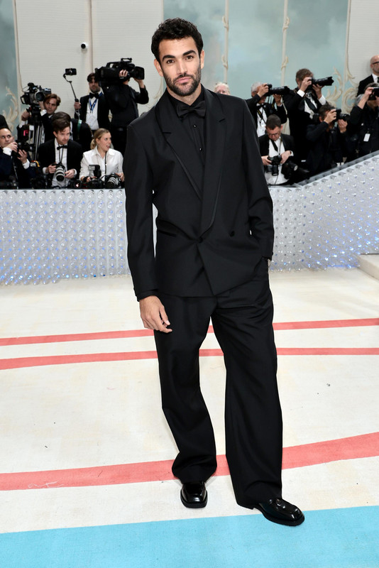 Met Gala 2023, Matteo Berrettini e le celebs in Boss sul red carpet Met Gala 2023, Matteo Berrettini e le celebs in Boss sul red carpet