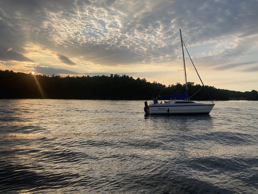 DFAEB5C5-4FE0-402A-AF4B-5ADE035F5FA4