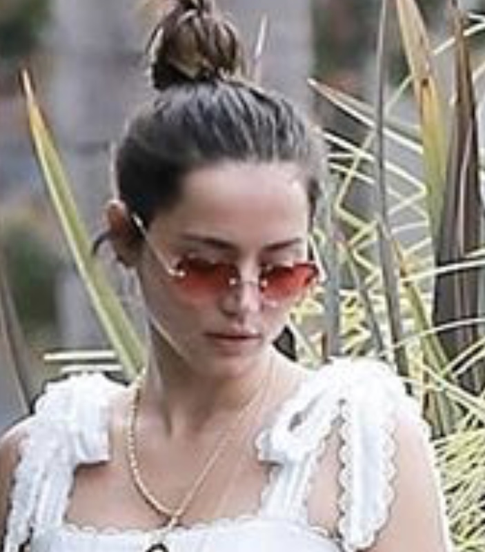 FAEFD06C-A840-4983-998F-4675CDCE611C