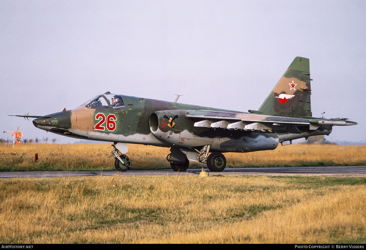 357 OSHAP Su-25 26 Red (cn 25508110076) 13.08.91_Brandis