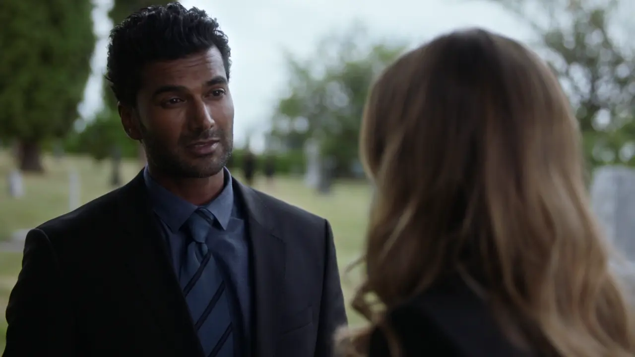 The.Flash.S06E01.Nel.vuoto.1080p.BDRip.Untouched.ITA.ENG.AC3.DTS-HD.x264-BlackBit[screenshot 3]