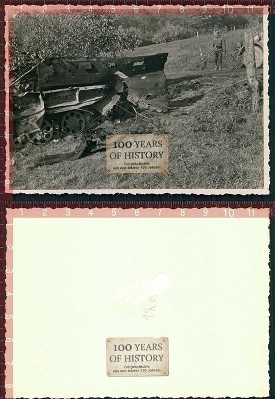 Orig. Foto zerstört Halbkette SdKfz Panzer Tank 