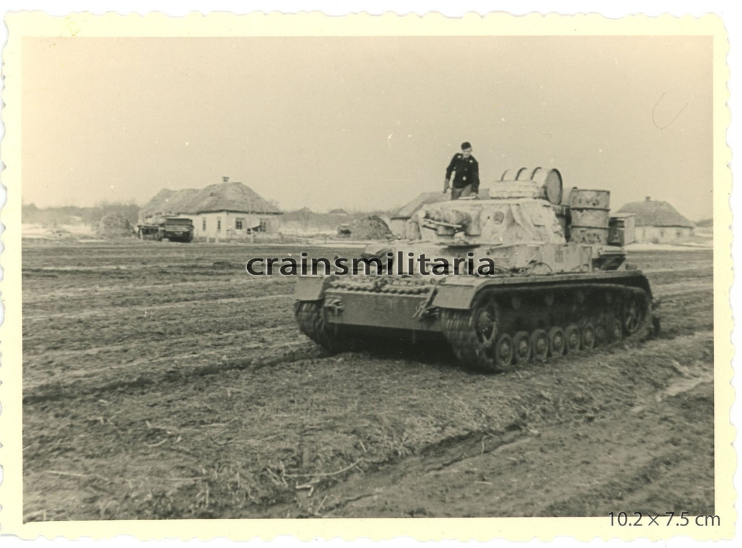 Orig. Foto Panzer IV Tank m. Tarn Camo im Kampf bei KRIWOI ROG Ukraine 1942