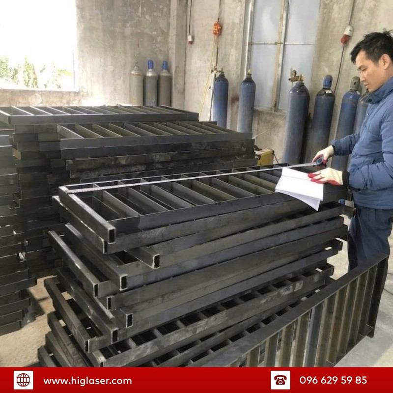 Gia công mô-đun hàng rào sắt hộp