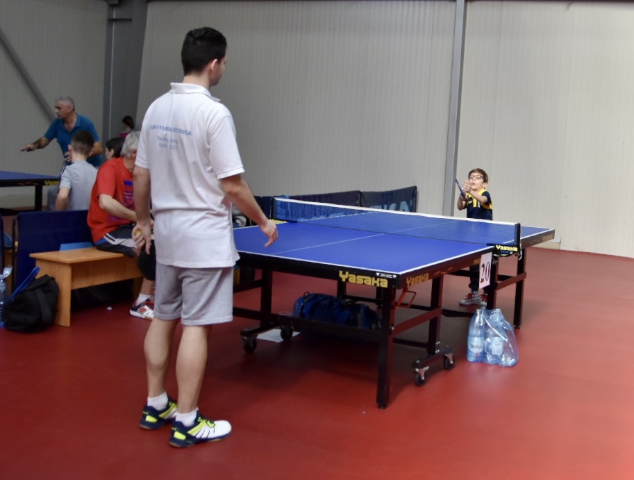 2C8A74E7-85C5-4619-B7F4-86C236B7AA52