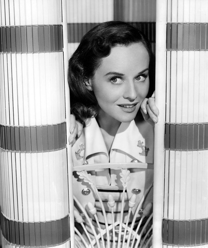 paulette_goddard_mc42
