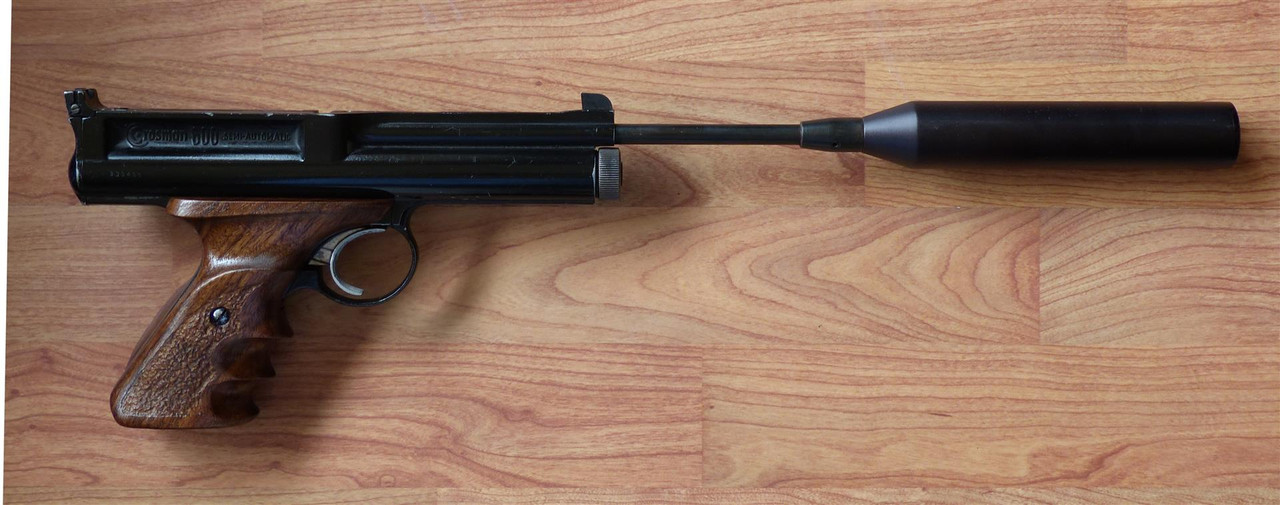 600   Walnut Grips (2)