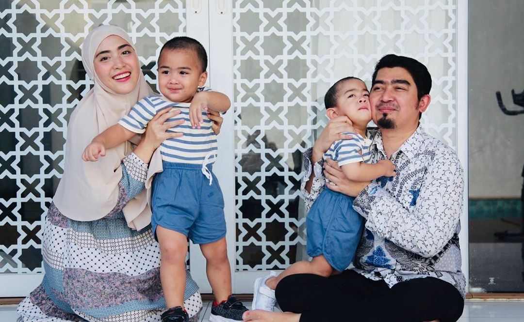 Ustaz Solmed memiliki anak kembar