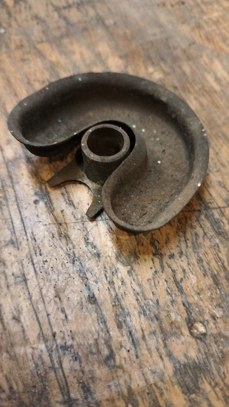 3E3950BD-7918-415F-A8A2-265231F678F5