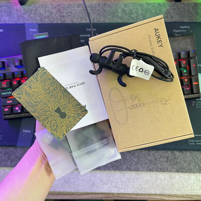 45F2DB11-5F7E-4F45-A7E8-B4EBD36A6E6F