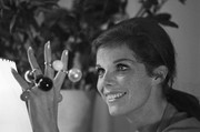 samantha-eggar-b56