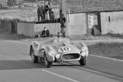 24 HEURES DU MANS YEAR BY YEAR PART ONE 1923-1969 - Page 46 59lm10-F250-TR-L-Bianchi-A-de-Changy-3