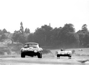  1964 International Championship for Makes - Page 5 64tt32-Jag-E-Type-P-Sutcliffe-1