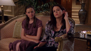 Gilmore-Girls-S02-E01-Matrimonio-in-vist