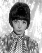 carolyn-jones-b19