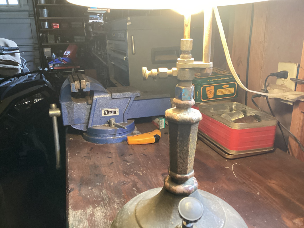 F7B9F9E9-5CBE-4B46-BC43-15ECC071CC5F