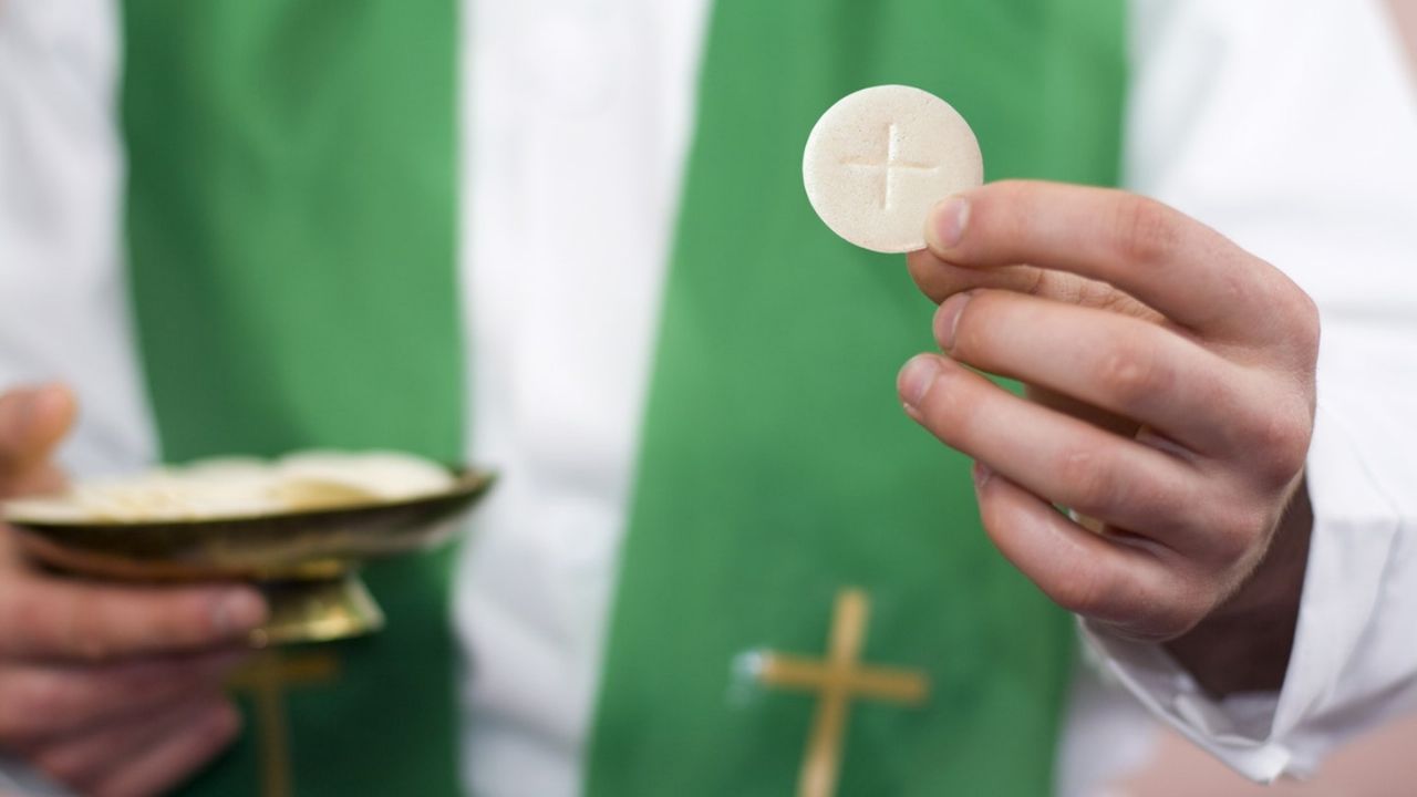 Il miracolo delle ostie in una Chiesa