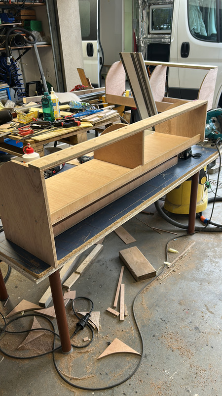 AE9C3E61-32BA-4D87-9661-D1A825F7BED1