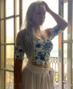 babyblubunny(orchidsandhoney on insta)