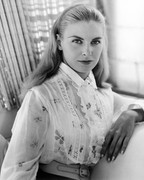 Joanne-Woodward-a75