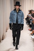 HM-AFW19-Y