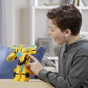 63-Cyberverse-Ultimate-Class-Bumblebee