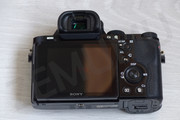 [VENDU] Sony A7 + 2 batteries et chargeur SonyA703