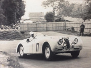 24 HEURES DU MANS YEAR BY YEAR PART ONE 1923-1969 - Page 21 50lm17-Jaguar-XK120-LJohnson-BHadley-2