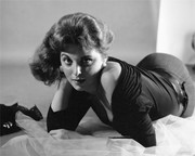 tina-louise-b83
