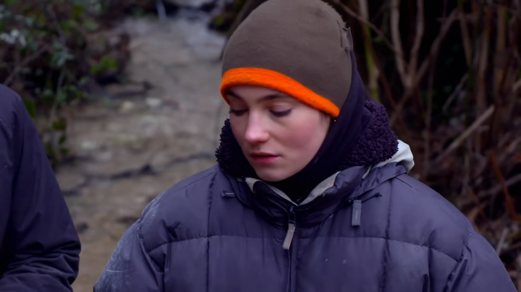 [Image: a49ivaubn65t.png]