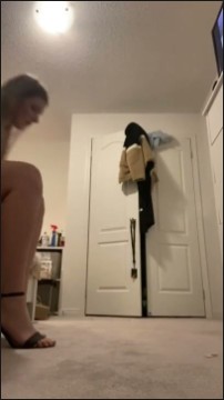 [Image: Voyeur22675080919.jpg]