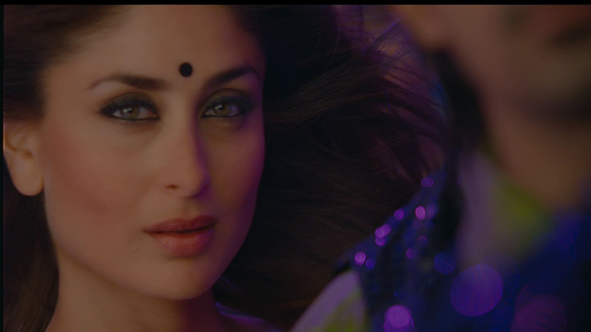 BOLLYWOOD ACTRESS HOT HD SCREEN CAPS
