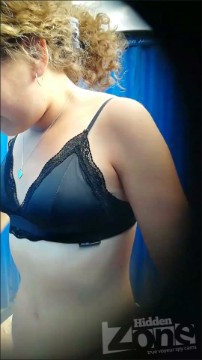 [Image: Voyeur15565122410.jpg]