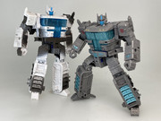 Premium-Finish-PF-WFC-03-Ultra-Magnus-02