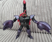 Buzzworthy-Bumblebee-Creatures-Collide-Scorponok-02